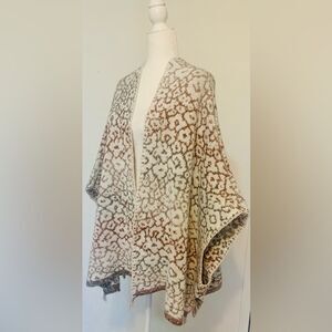 Knox Rose Women Size XXL Poncho Wrap Cardigan Abstract Print Cozy Boho